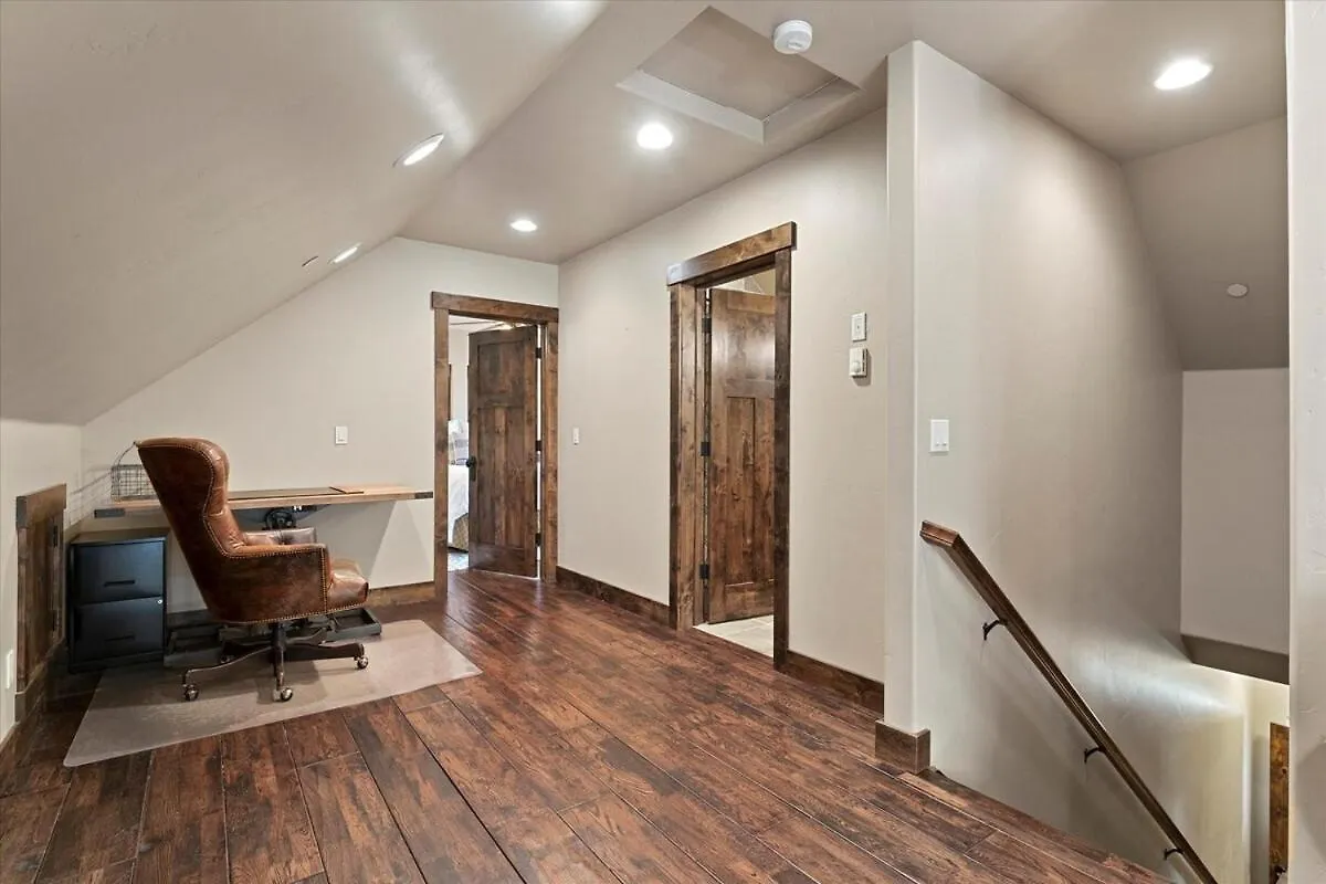 Cyh1012 - Hidden Cedar Home South Lake Tahoe Tatil Evi