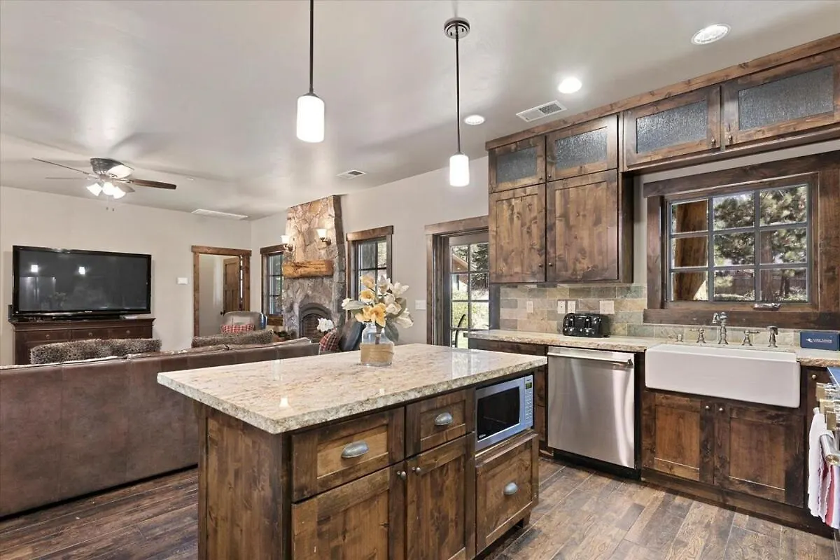 Cyh1012 - Hidden Cedar Home South Lake Tahoe Tatil Evi